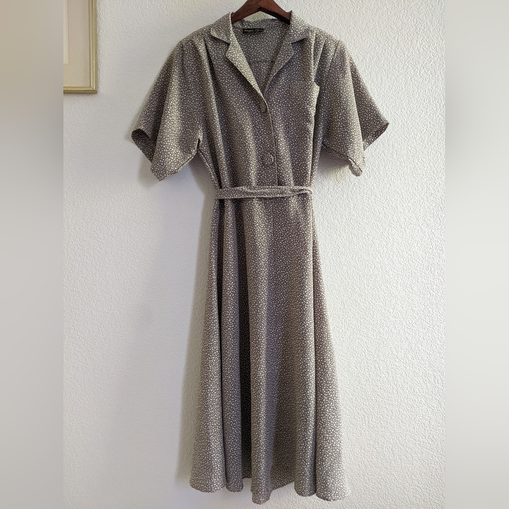 Vintage 90s Stuart Alan A Line floral button up dress